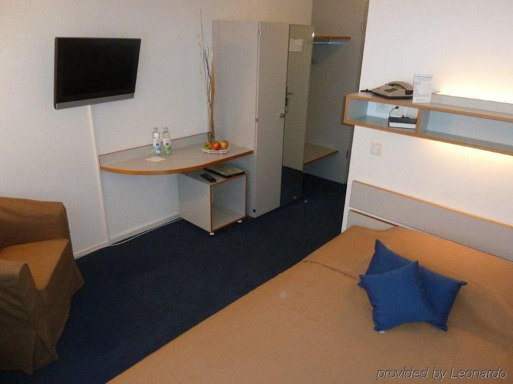 Hotel Kreuz Lenk im Simmental Habitación foto