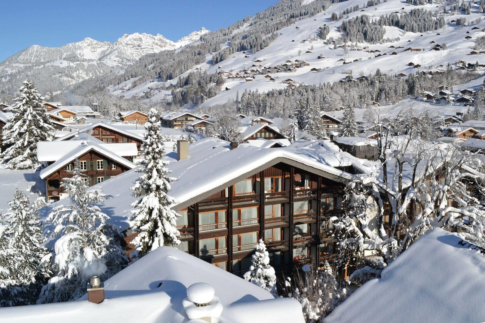 Hotel Kreuz Lenk im Simmental Exterior foto