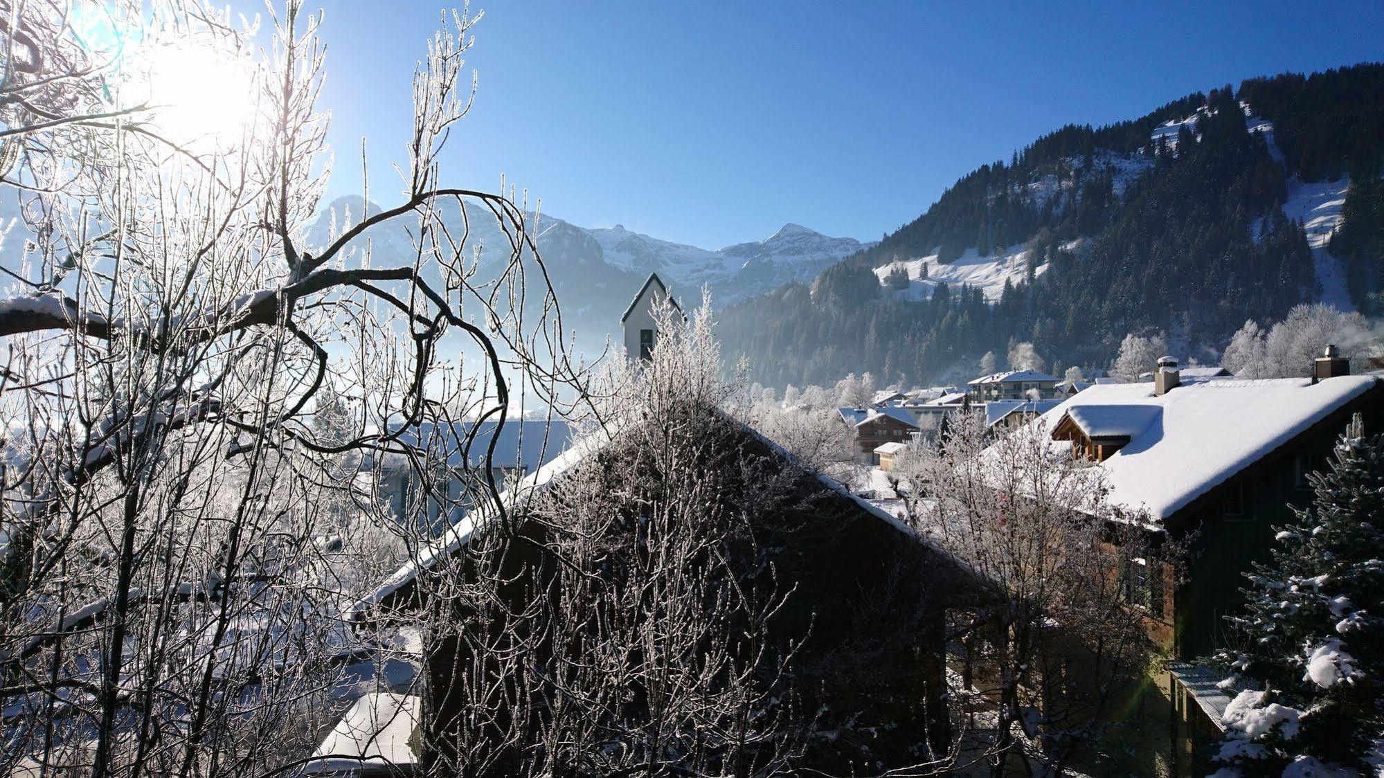 Hotel Kreuz Lenk im Simmental Exterior foto
